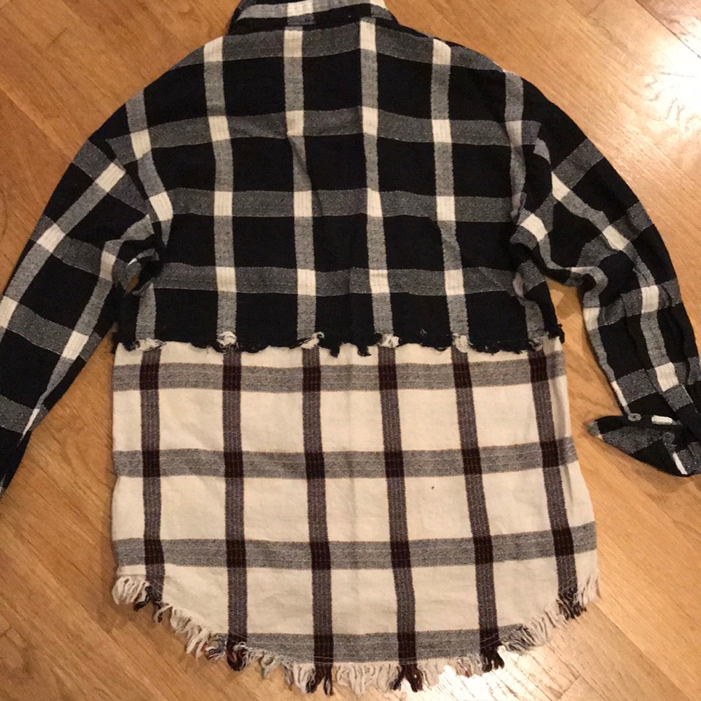 🍁 Button-up collared top - Picture 5 of 6